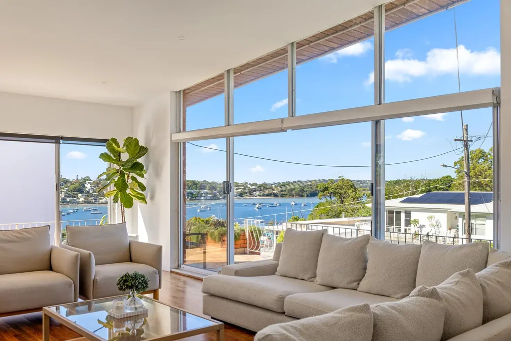 Burraneer 5chambre Rare Cul de Sac Position, Sweeping Gunnamatta Bay Views