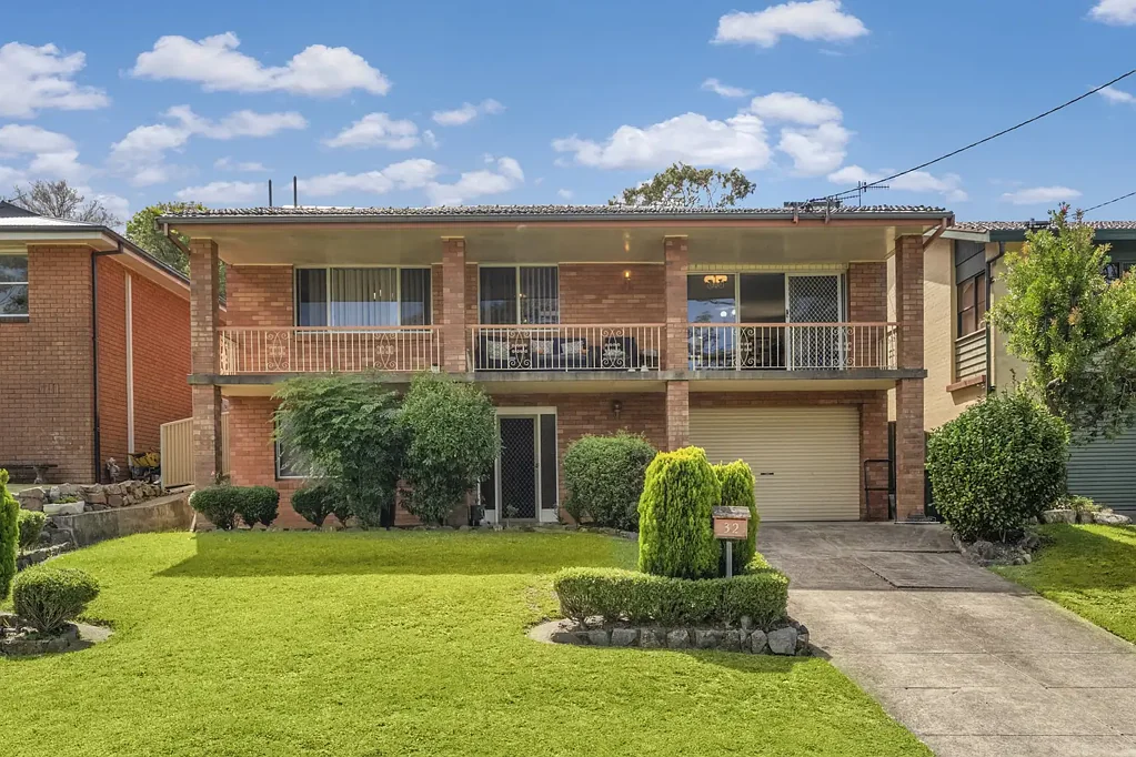32 Moruya Parade, Kotara, NSW 2289