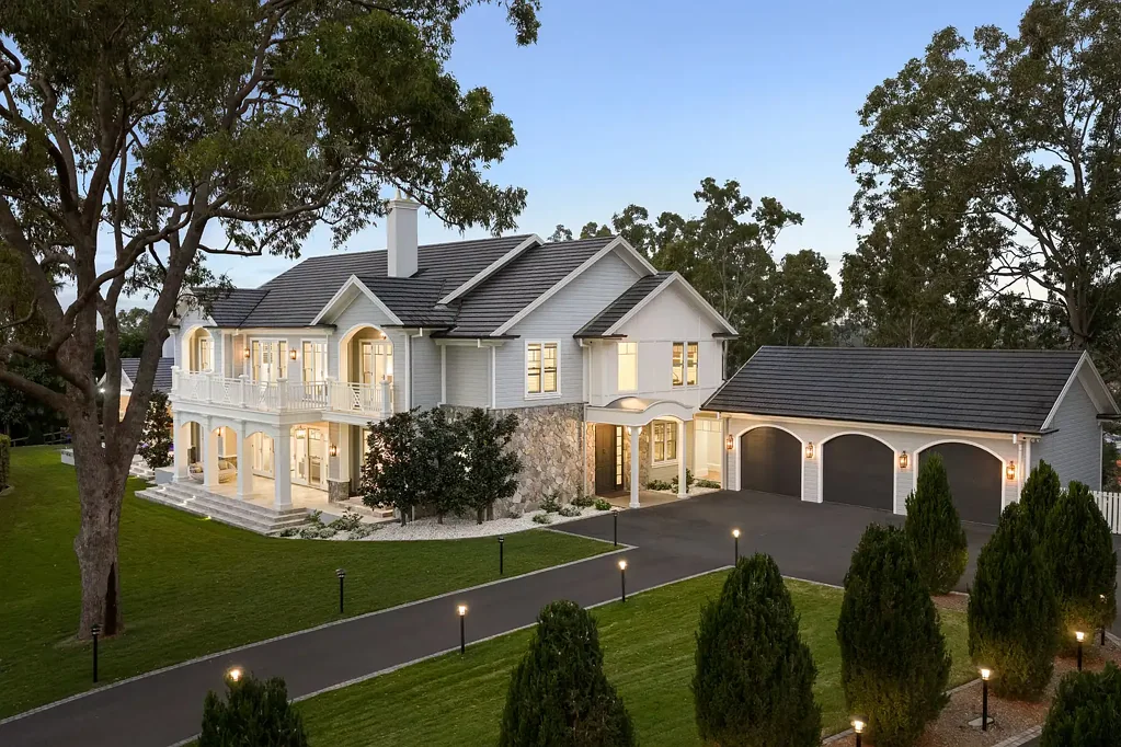 Mudgeeraba 5غرفة نوم Sunnymeade House; Refined Acreage Luxury in Exclusive Jabiru Estate