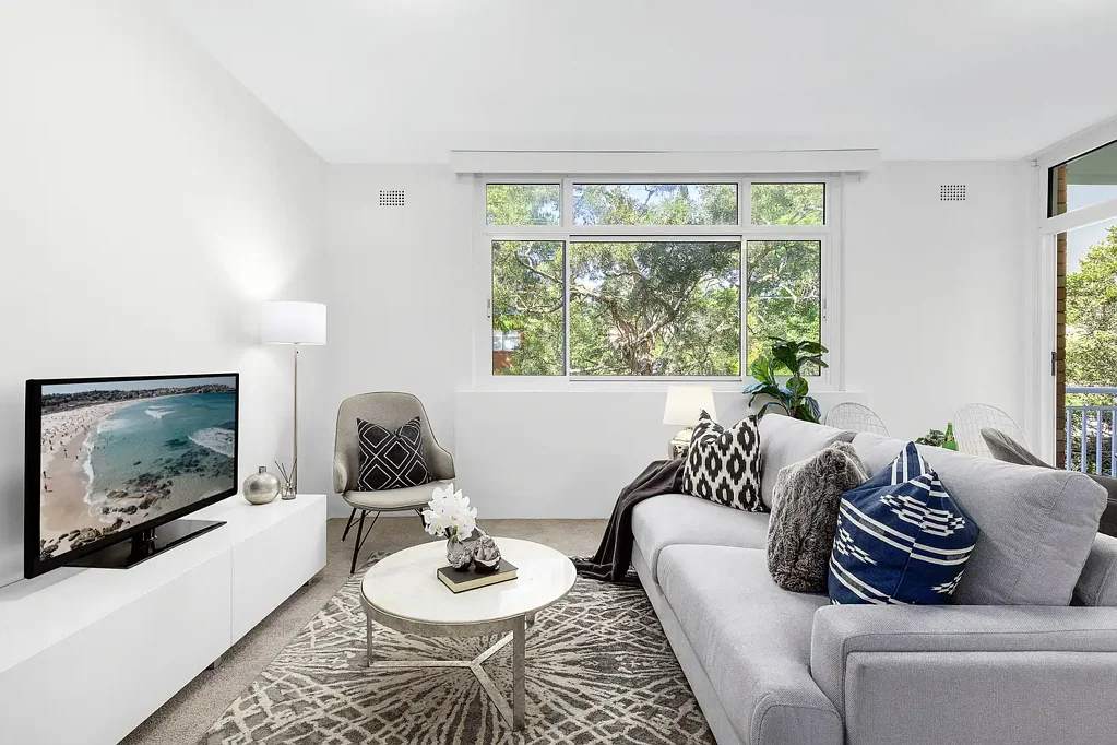 Wollstonecraft 2 Bedroom Light-filled living in peaceful Wollstonecraft pocket