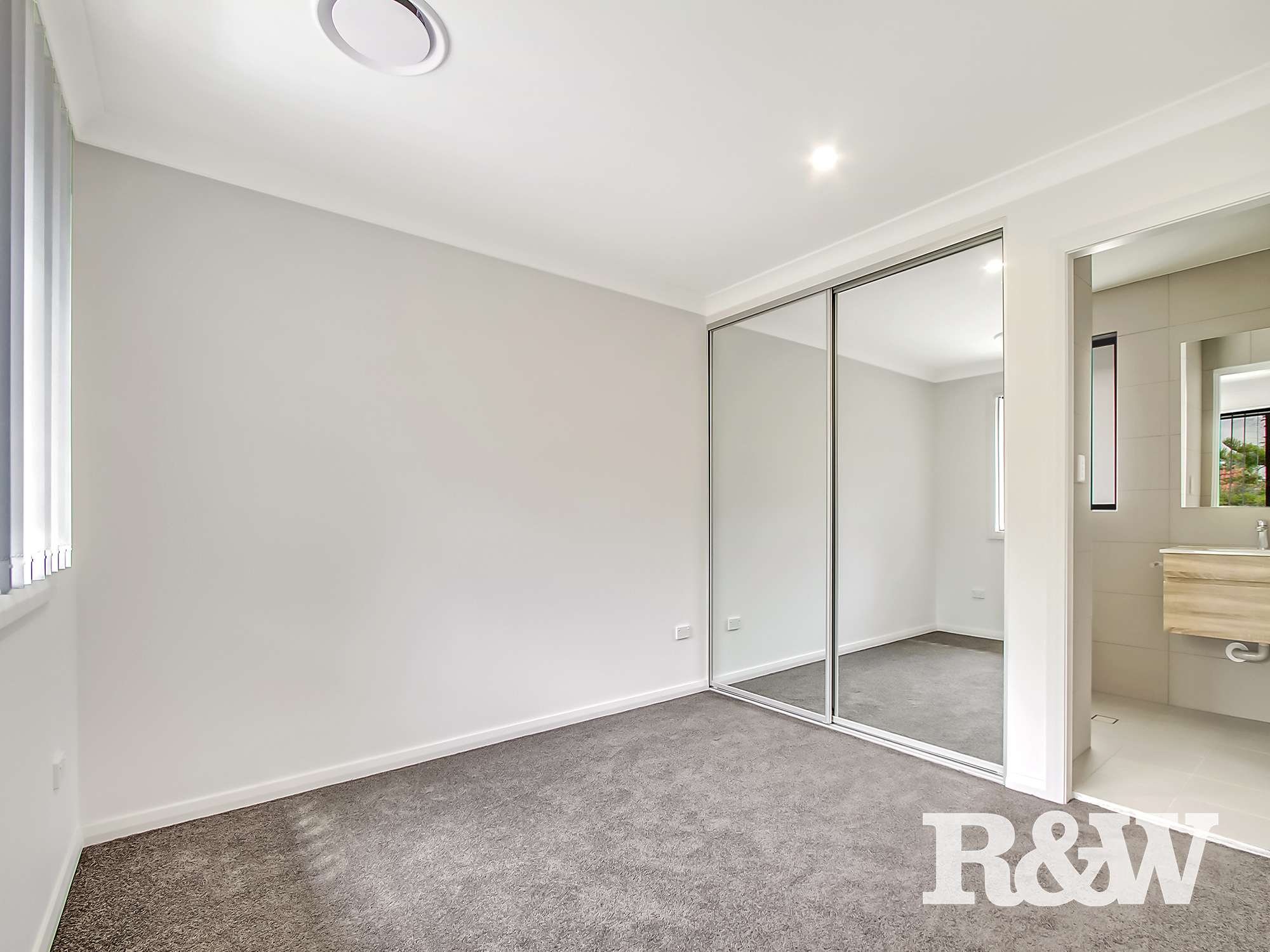 UNIT 3 170 CANBERRA ST, ST MARYS NSW 2760, 0 ห้องนอน, 0 ห้องน้ำ, Townhouse