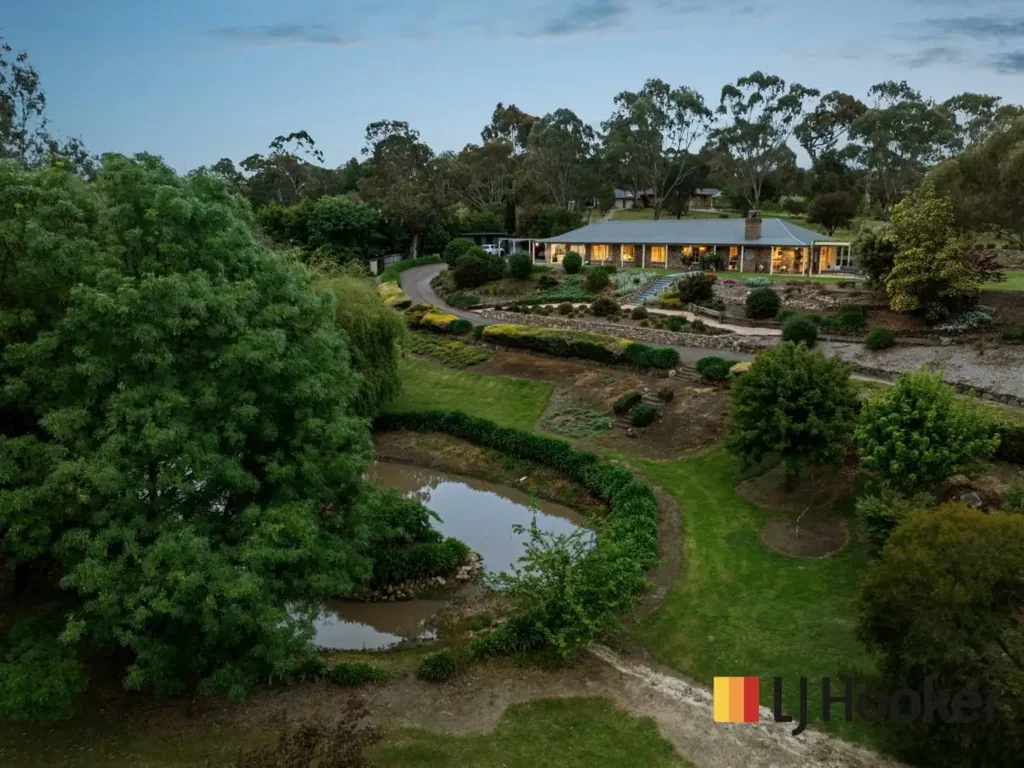535 Racecourse Rd, Sunbury, VIC 3429