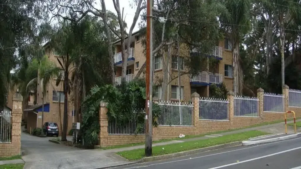 Newly Renovated 3-Bedroom Unit - Great Location