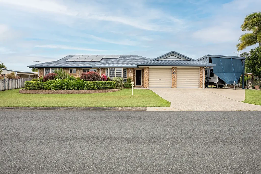 41 Schapers Road, Glenella, QLD 4740