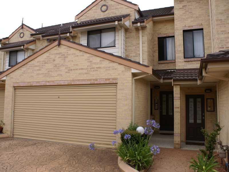 CAMBRIDGE GARDENS UNIT 6 4-8 RUSSELL ST, BAULKHAM HILLS NSW 2153, 0房, 0浴, Townhouse