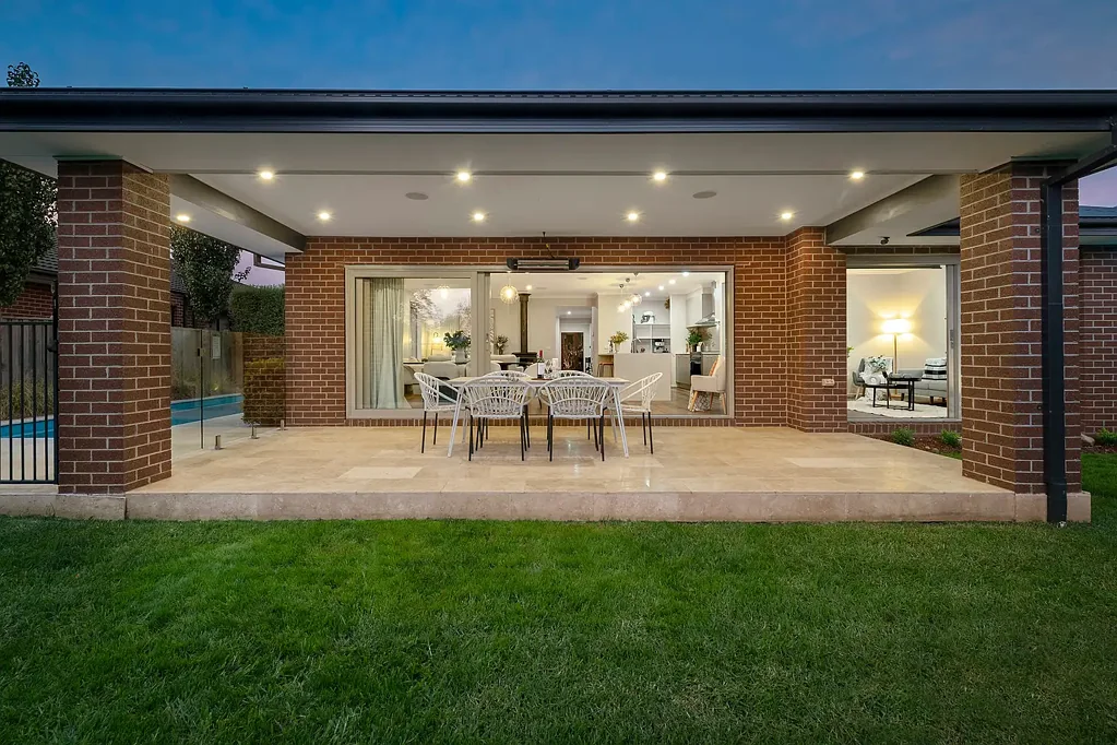 37 Halycon Bend, Beveridge, VIC 3753