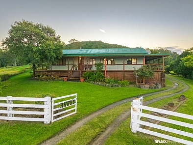 Coondoo 4chambre A Rare Hinterland Masterpiece with Breathtaking Ocean-to-Mountain Views