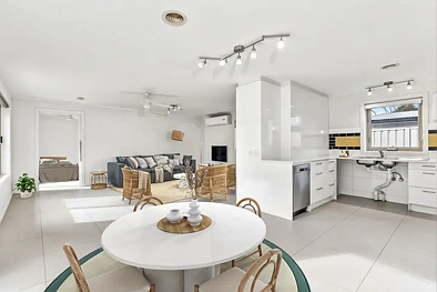 35 Dash Crescent, Fadden, ACT 2904, 5 Schlafzimmer, 3 Badezimmer, House