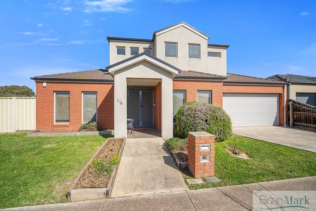 Werribee 4房 抢手地段的难得机遇 A Rare Opportunity in a Sought-After Court