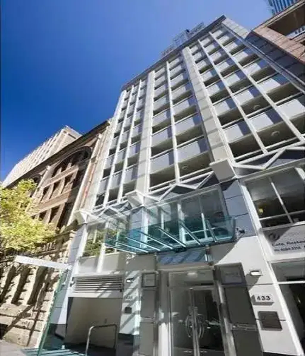STYLISH FURNISHED OPEN PLAN STUDIO WITH BALCONY.