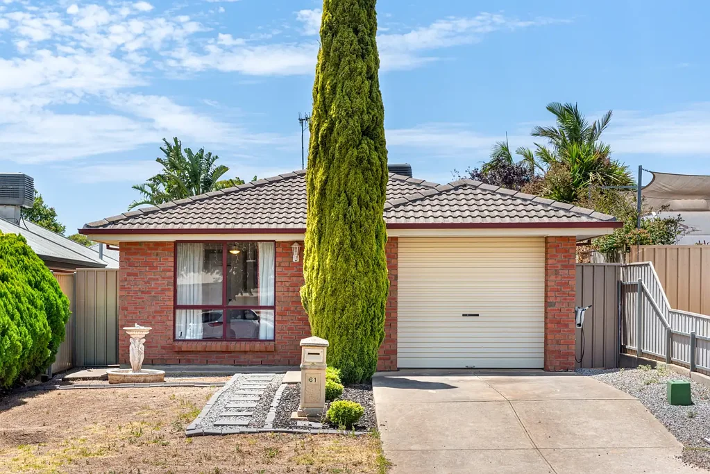 61 Jacaranda Drive, Craigmore, SA 5114