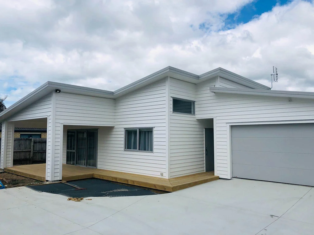 Newly 2 bedroom, 1 bathroom home At Beachlands