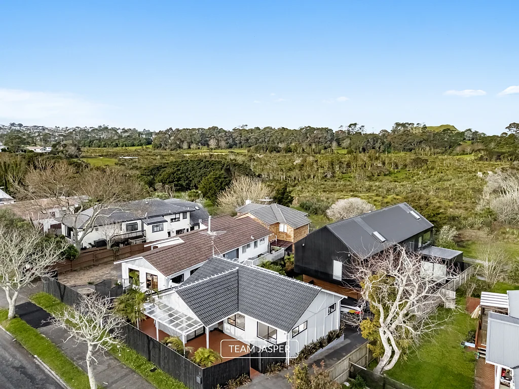 Remuera 3Moenga Charming, Fully Renovated & Move-In Ready!