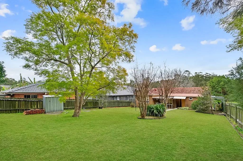 8 King Road, Hornsby, NSW 2077