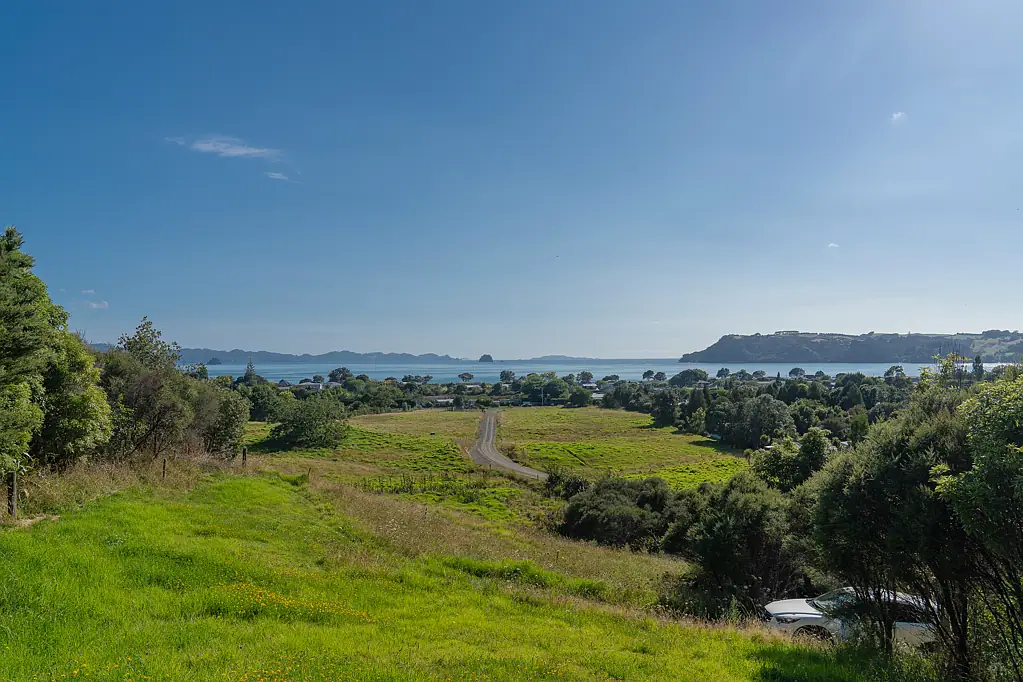 Cooks Beach Book the Builder & Enjoy Beautiful Views