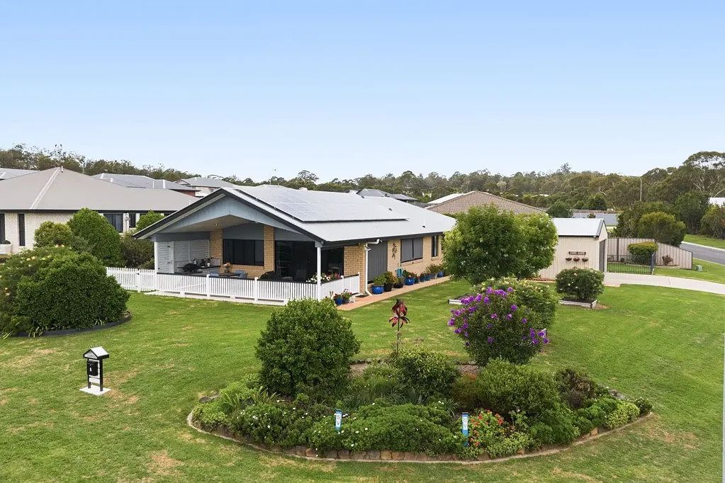 5 Naomi Drive, Crows Nest, QLD 4355