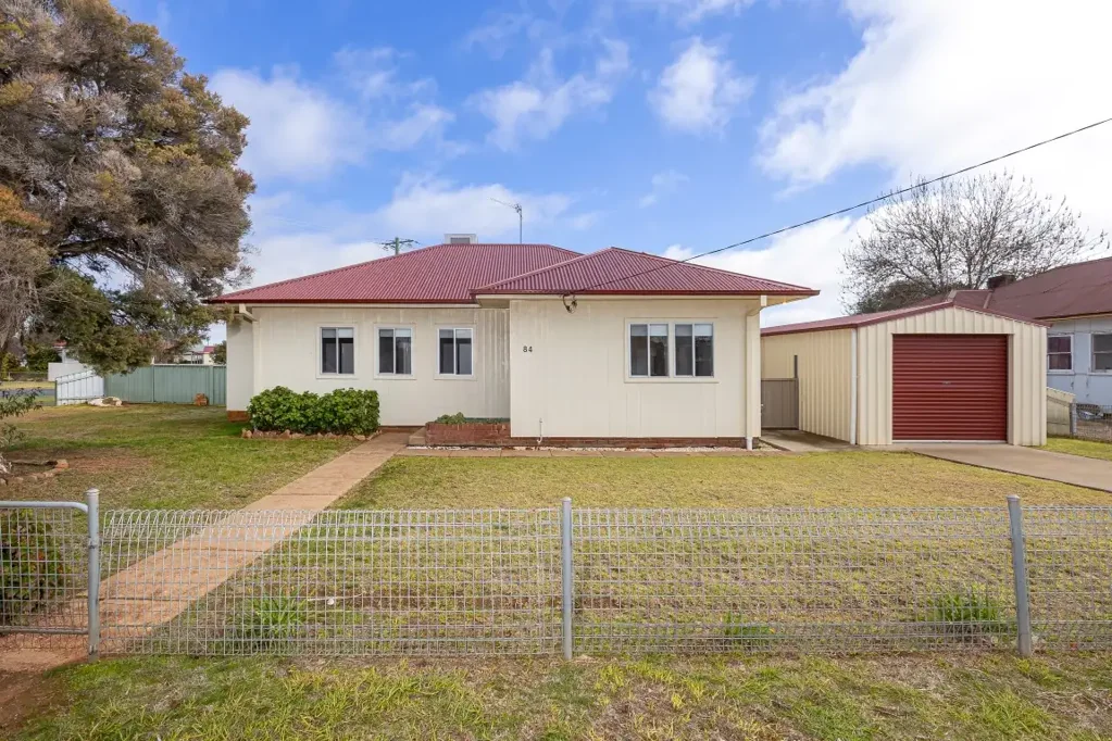 84 Jellicoe Street, Temora, NSW 2666