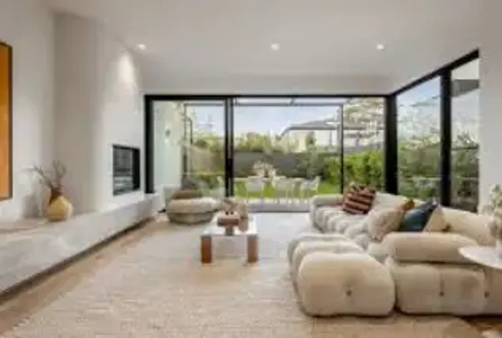 Mooroolbark 3Phòng ngủ Spacious Modern Townhouse