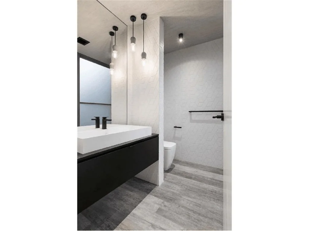 Richmond 2Moenga Stunning Apartments in Richmond!