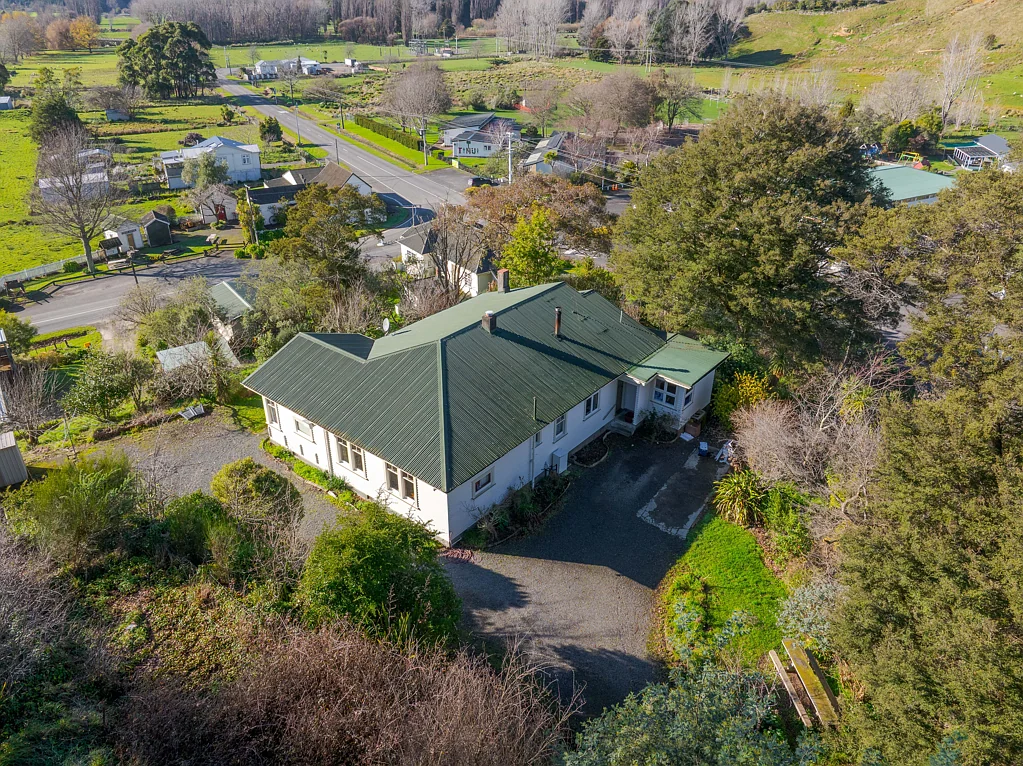 Tinui 4房  Iconic 200m2 Hill top Home on 1.4 Acres