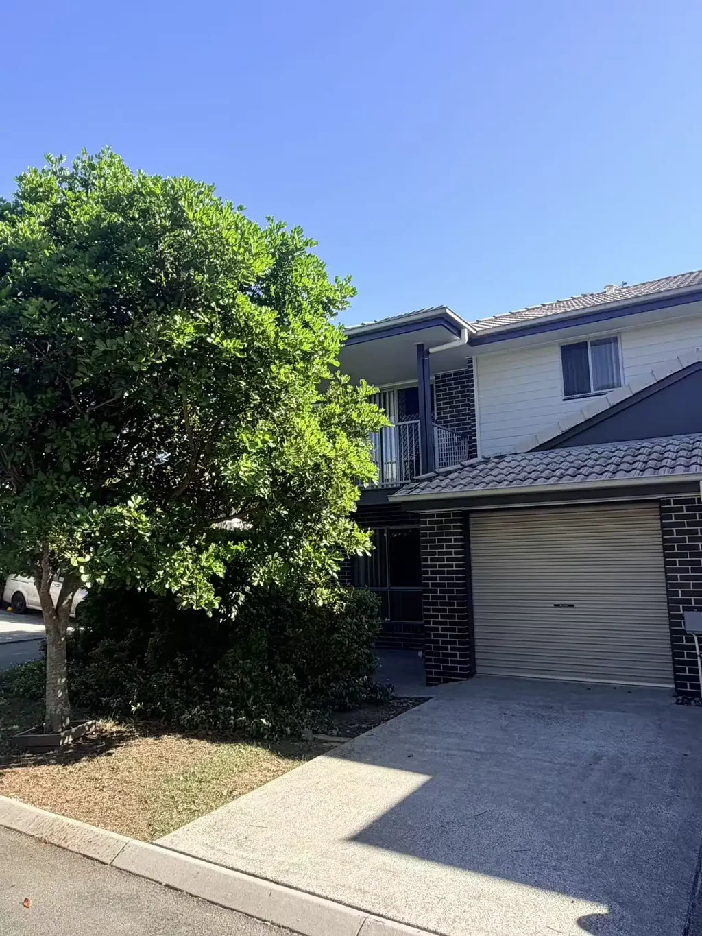 Spacious 3-Bedroom Townhouse in Quiet Complex with Pool