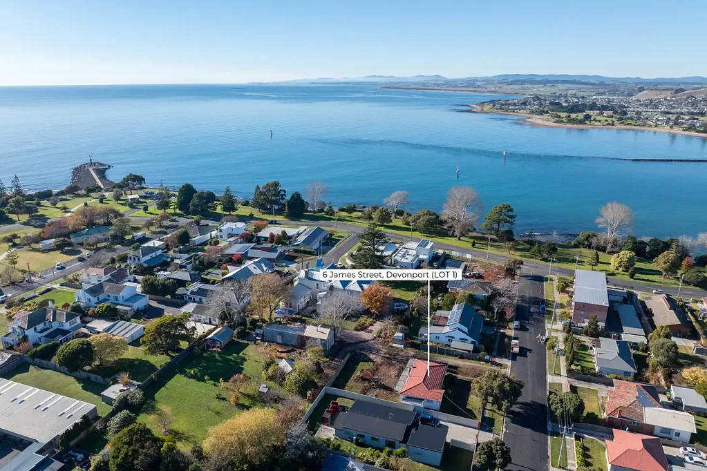Devonport 3Phòng ngủ COASTAL LIVING IN A BLUE-CHIP LOCATION