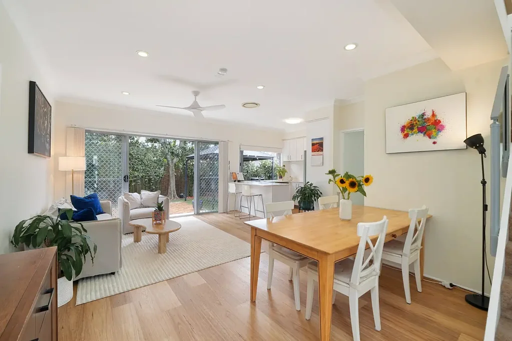Nundah 3कमरा Renovated townhome with space, privacy and prime convenience