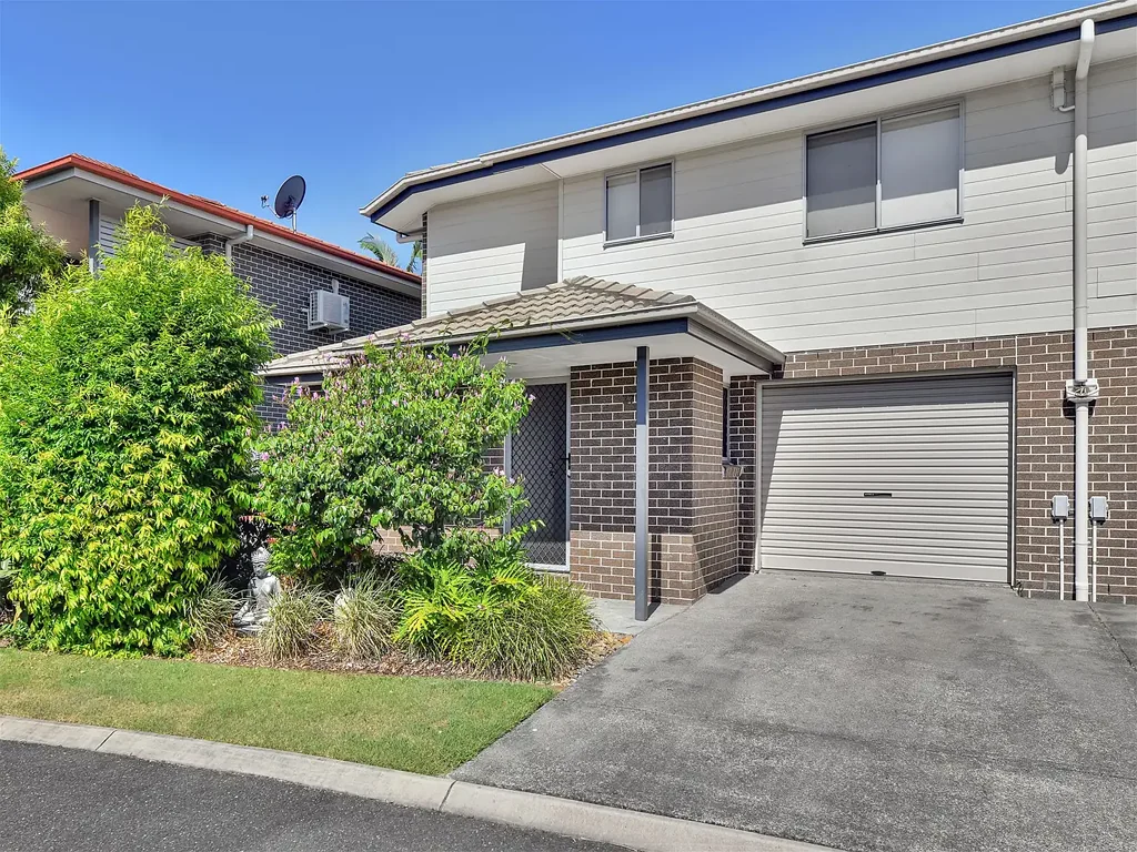 27 Preston Road, Wynnum West, QLD 4178