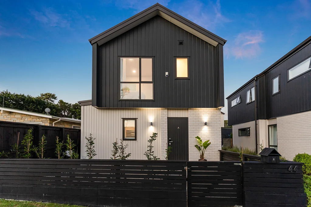 Saint Johns 3Moenga Freehold. Standalone. Move-In Ready - St Johns