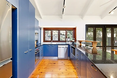 Iba Pa - 19 Lytham Street, Indooroopilly, QLD 4068