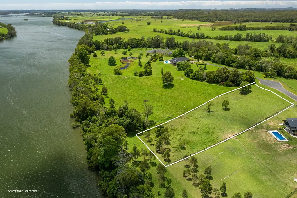 Lot 84 Riviera Place, Sancrox, NSW 2446