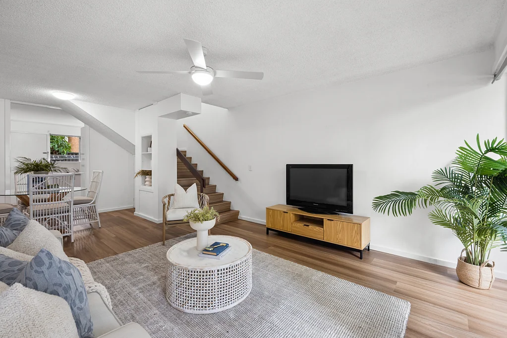 6/14 Central St, Labrador, QLD 4215