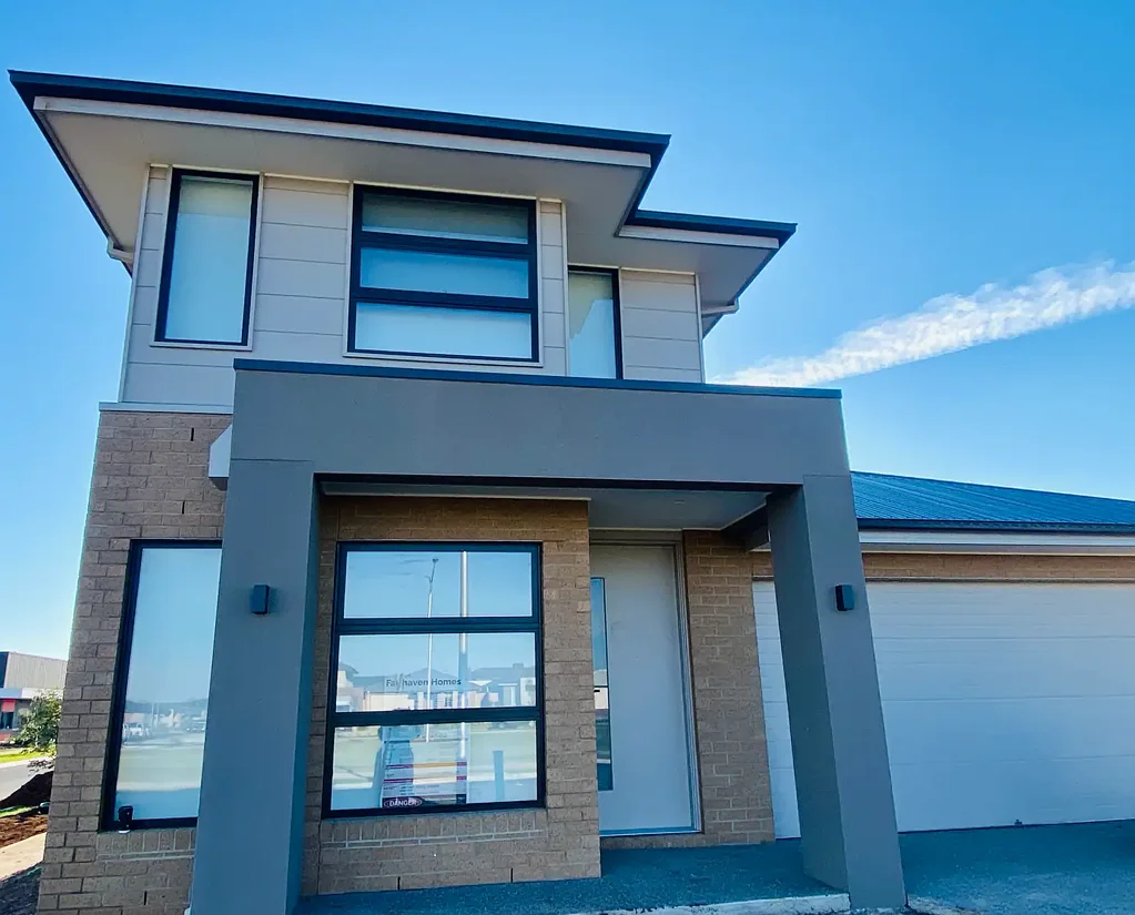 Brand New 4Bedroom Living in Jubilee Estate with Exclusive Club Access!!
