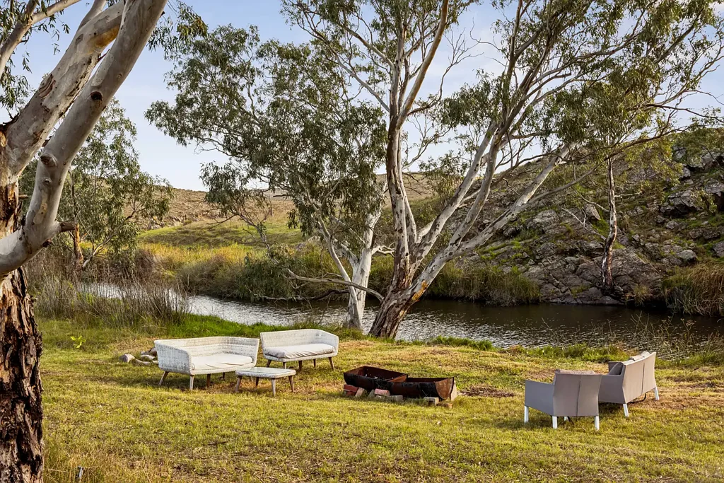 Hartley 4房  Hidden Bremer River Escape - 74 Acres of Tranquility, Water, Space & Lifestyle