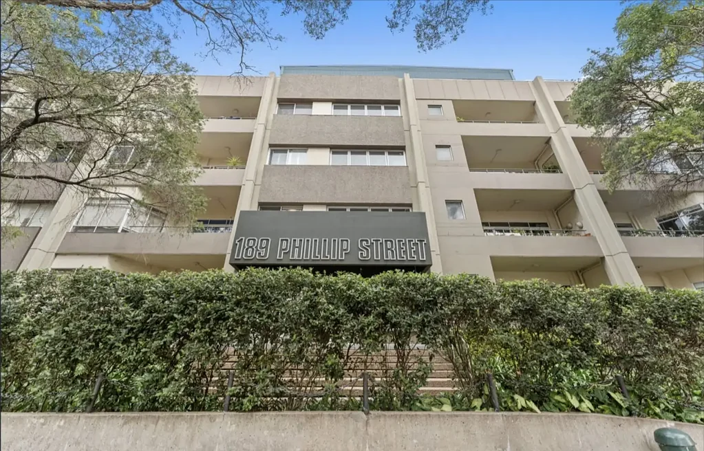 Recently Renovated One-Bedroom Apartment In Well-Maintained Security Block