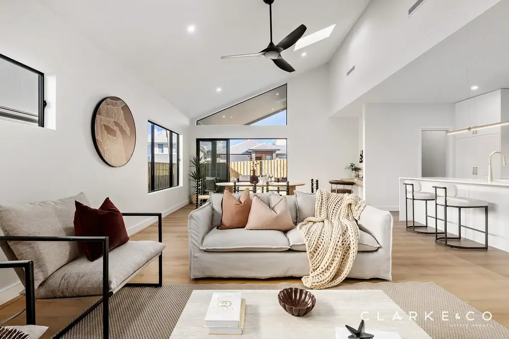 Chisholm 4房  SOPHISTICATED STYLE, EFFORTLESS LIVING!