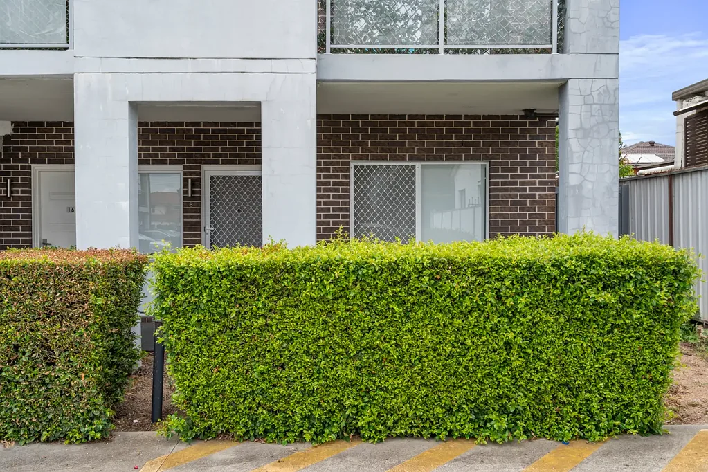 8/120 Cumberland road, Ingleburn, NSW 2565