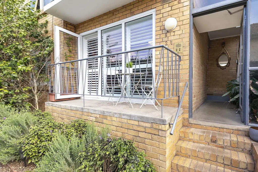 St Kilda 2 Slaapkamer A Chic Renovation with Timeless Appeal & a Wonderful Sense of Community