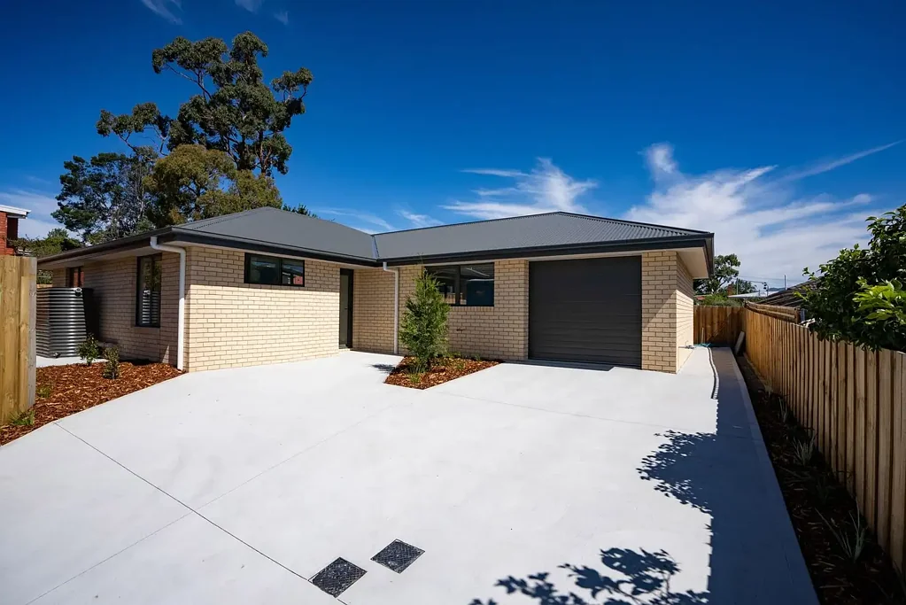 2/8 Dollery Drive, Kingston, TAS 7050