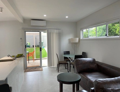 2/19 Stacey Street, Bankstown, South Western Suburbs, 1 chambres, 1 salles de bain, House