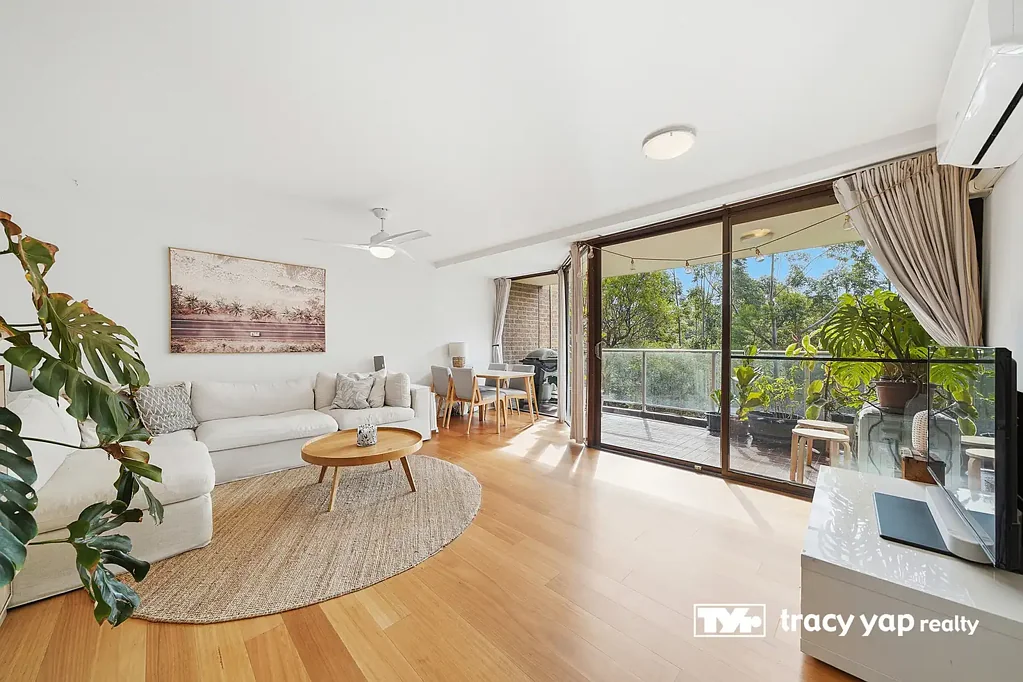 Macquarie Park 2chambre North-Facing, Double Brick Unit with Leafy Views – Move-In Ready