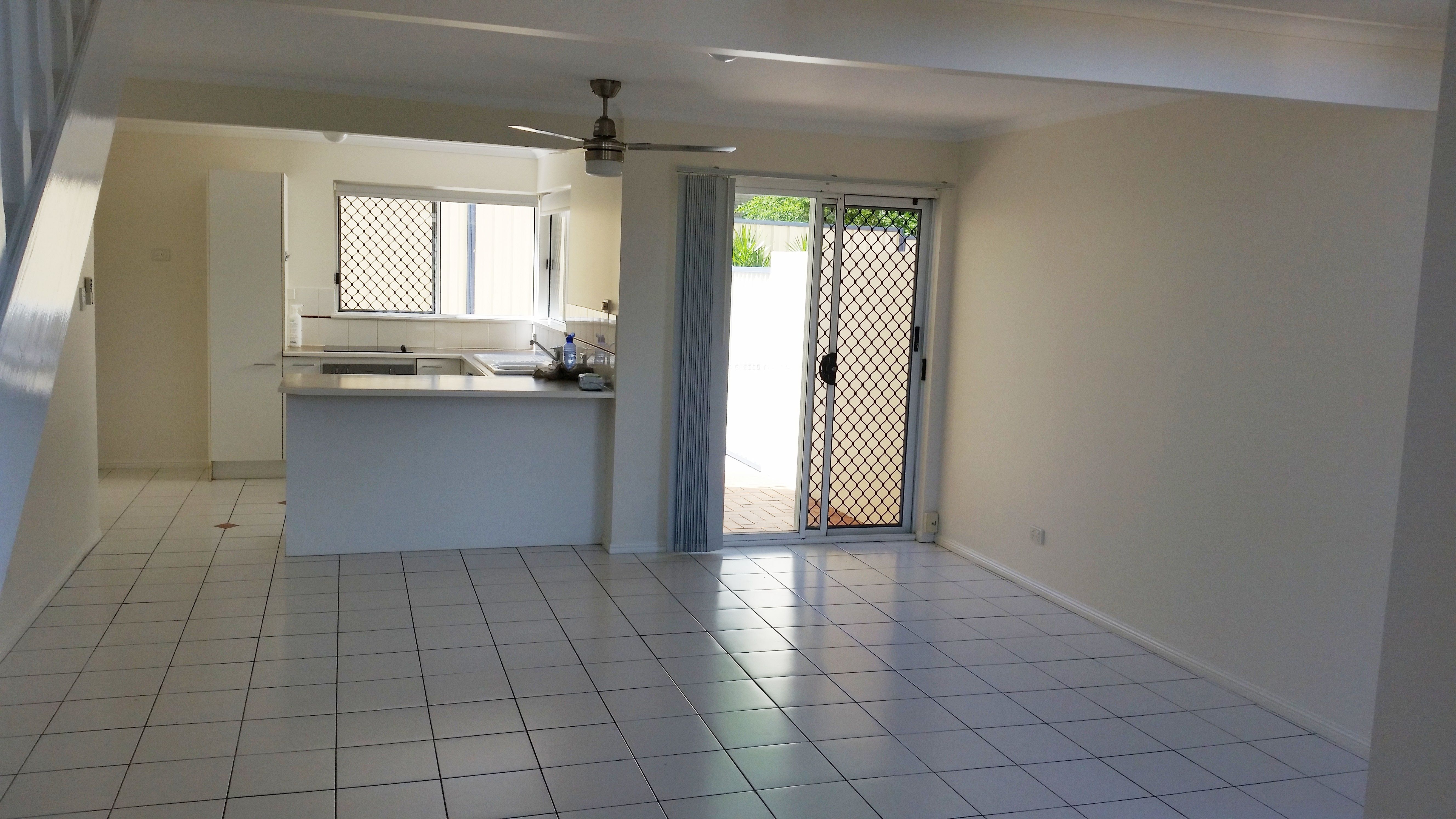 12 KATE ST, WOODY POINT QLD 4019, 0 rūma, 0 rūma horoi, Townhouse