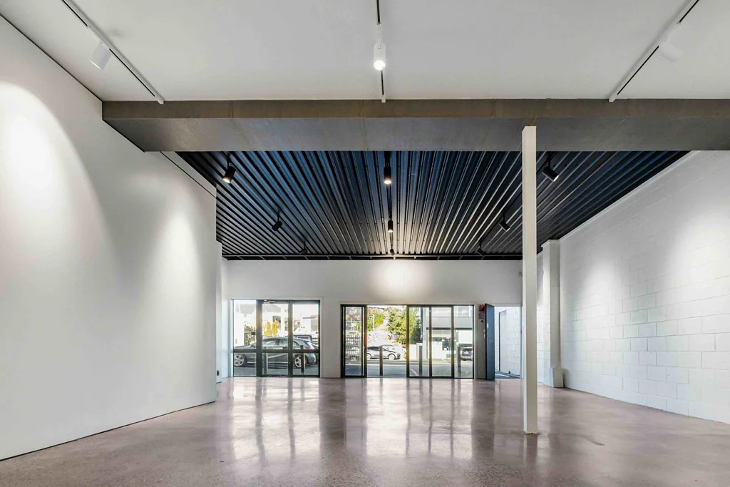 Kingsland PHENOMINAL PROFILE SHOWROOM