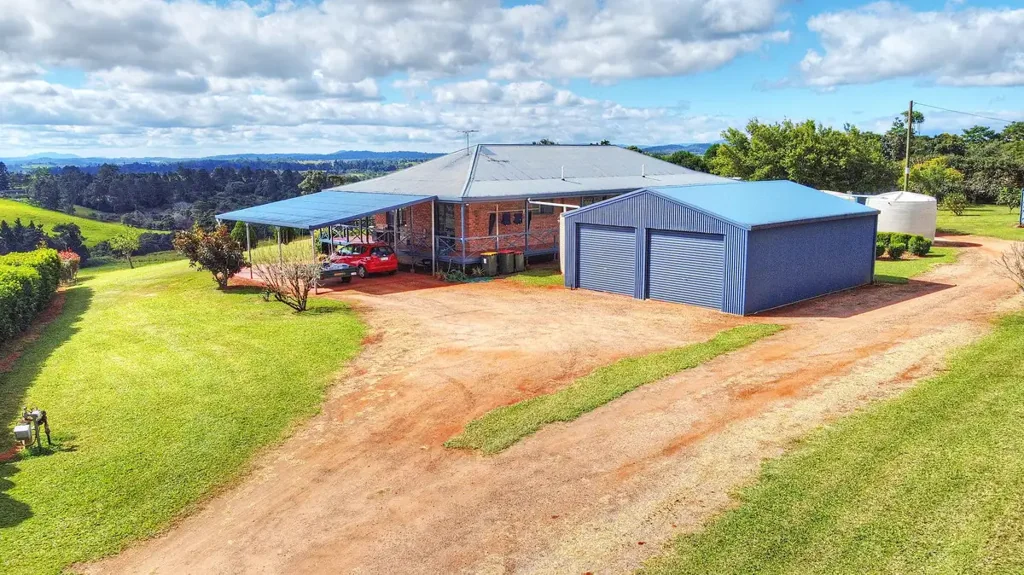 Spacious Family Home with Stunning Views and Wrap-Around Ver