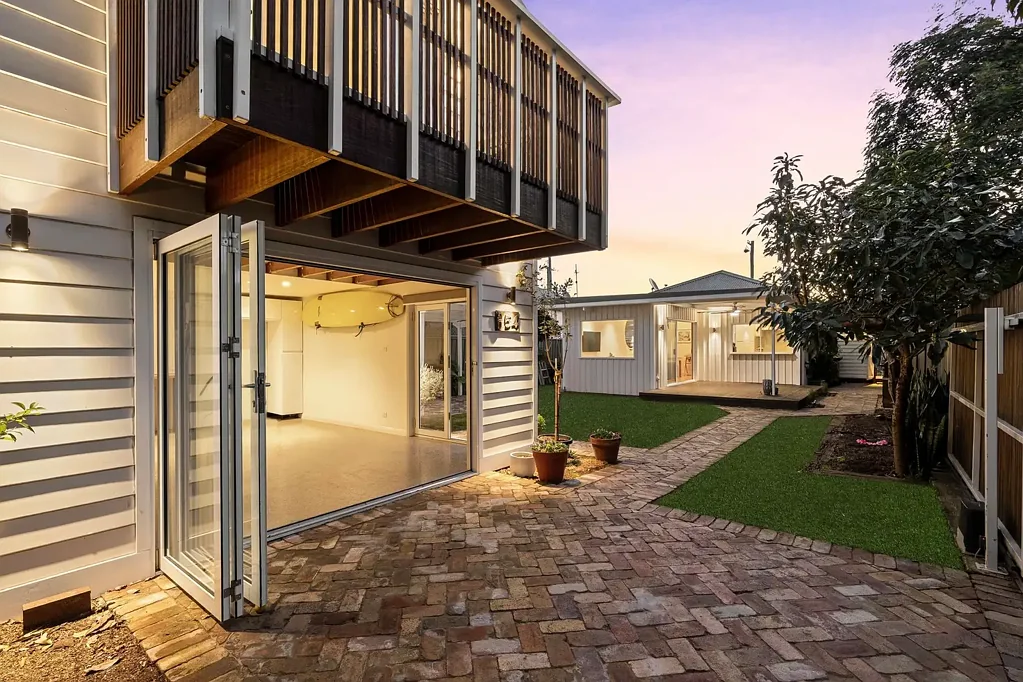 54 Barrenjoey Road, Ettalong Beach, NSW 2257