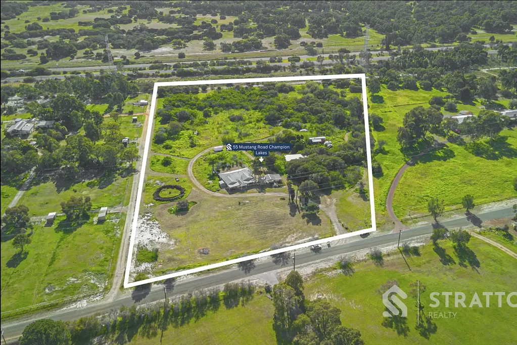 Champion Lakes 3房  Rare 3.93Ha Acreage Retreat with Space, Privacy and Endless Potential