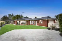 3 Therese Court, Lara