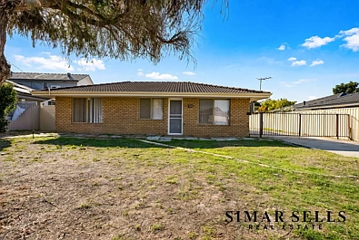 Beechboro 4房  R20/40 Zoning | 4x2 on 708sqm in Convenient Location