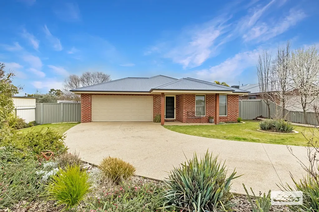 41 Gilson Place, Howlong, NSW 2643