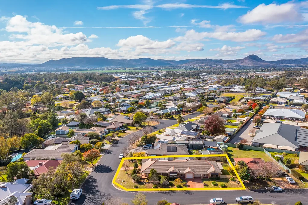 Mudgee 6房  PRIME INVESTMENT OPPORTUNITY IN BLUE CHIP LOCATION